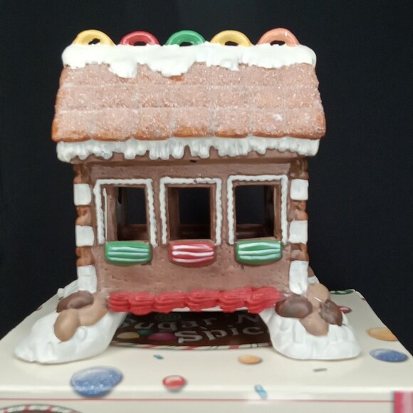 Vintage Christmas Figurine & Box Sugar N Spice Candy Covered Bridge Lemax 2000s - Picture 4 of 12